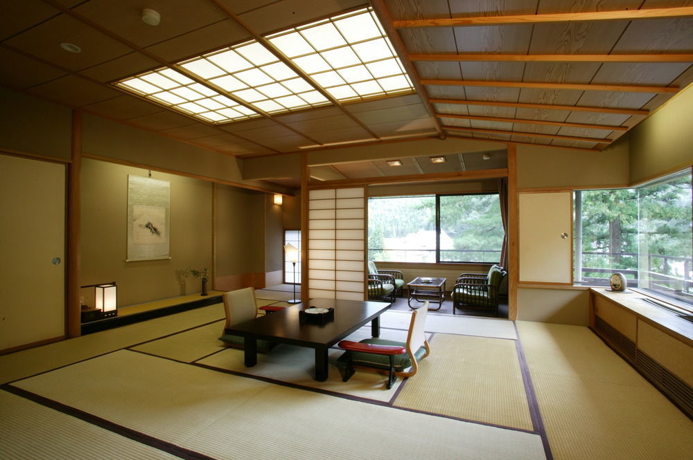 積善館　佳松亭・山荘 旅館